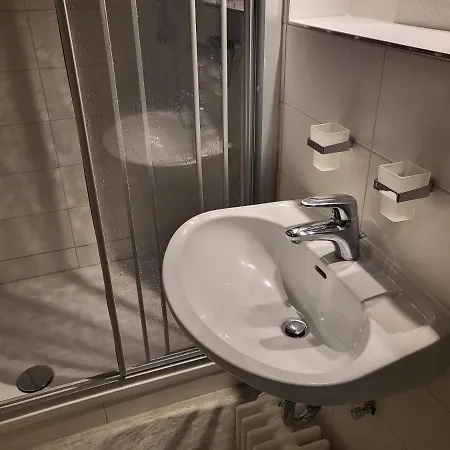 32 Im Haus Anna Апартаменты *